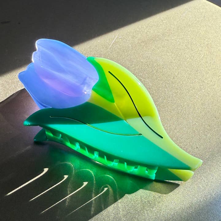 Girl Gang Craft - Wholesale Hair Clip - Women's - Tulip Claw Clip0