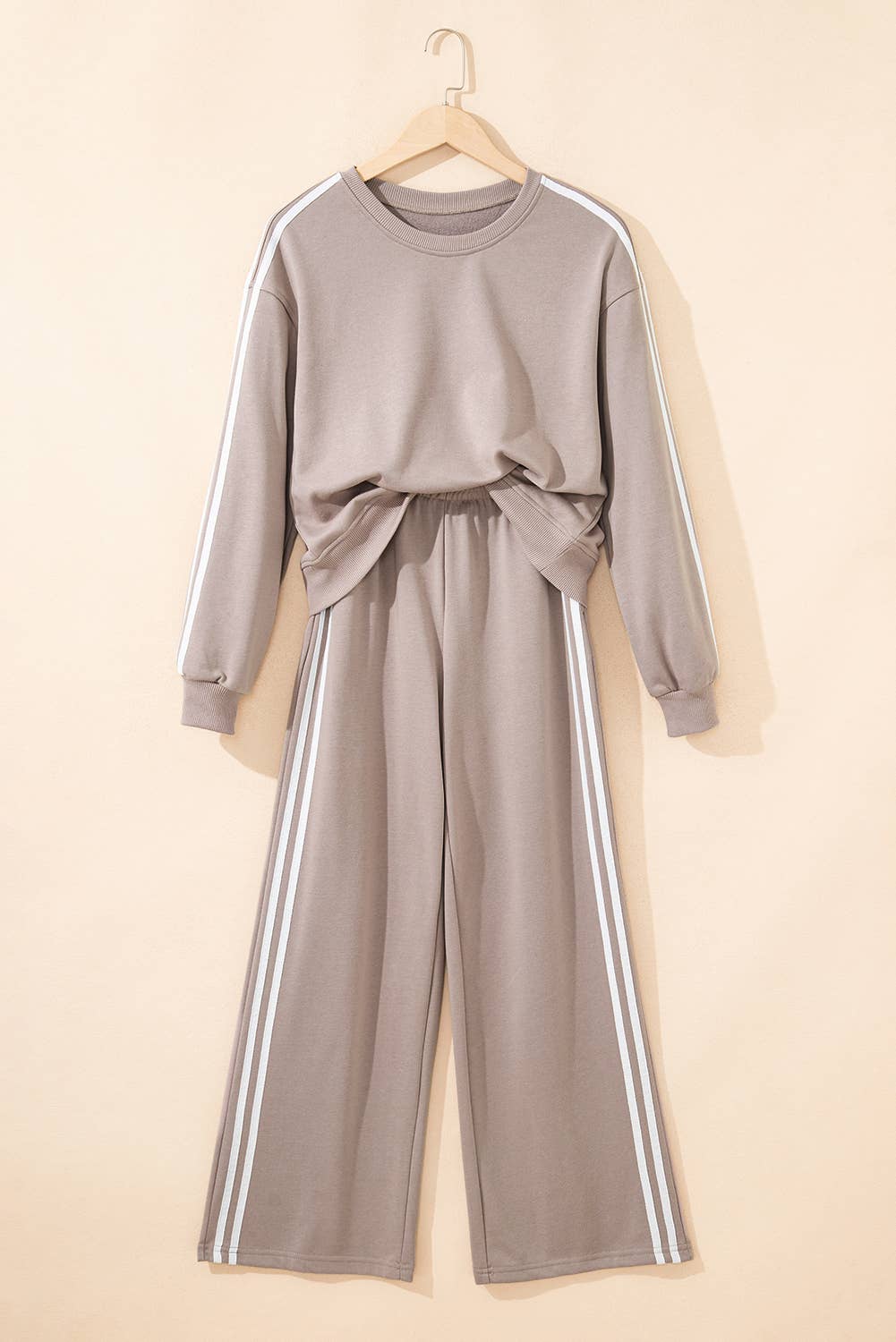 LA Society - Vente Ensemble de vêtements d'intérieur – femme - Ensemble 2 pièces : Pull rayé et pantalon de survêtement élastique LAS (S-XL)12