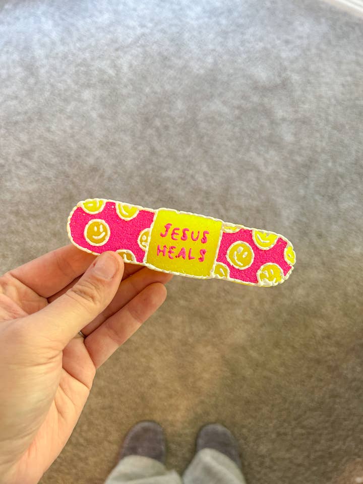 Jésus guérit Car Freshie pour la vente par Within The Wildflowers