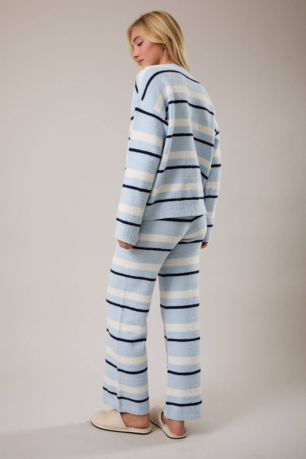 LE LIS - Wholesale Lounge Set - Women's - LONG SLEEVE STRIPE SWEATER TOP WITH WIDE LEG SWEATER PANTS9