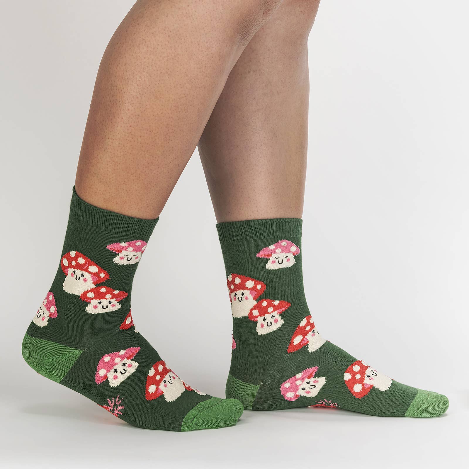 Sock it To Me - Wholesale Socks - Women's - Mellow Mushrooms Crew Socks1