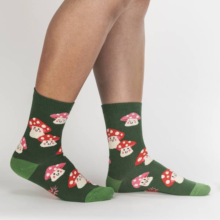 Sock it To Me - Wholesale Socks - Women's - Mellow Mushrooms Crew Socks1