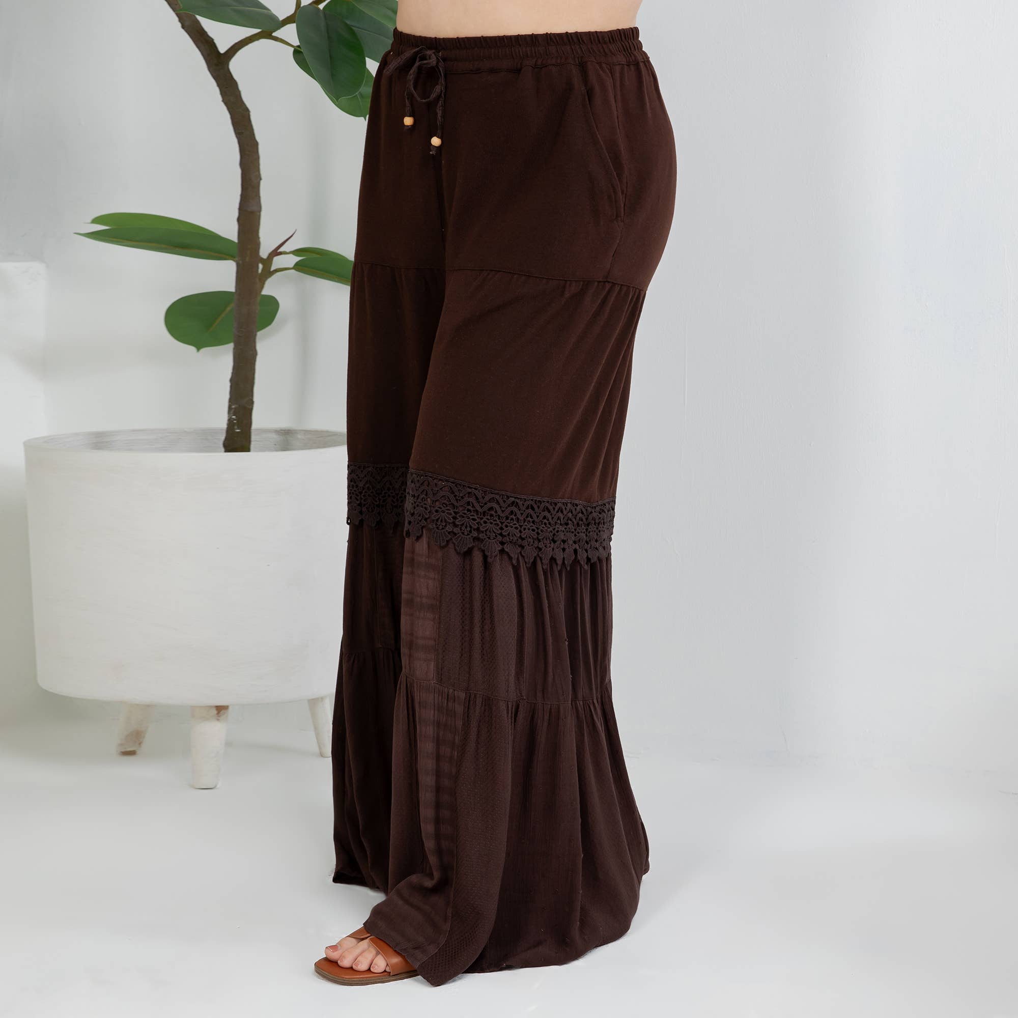 Young Threads - Venta al por mayor Pantalones - Mujer - Pantalones de Encaje y Punto con Inserciones de Parche en Denim de Capas Boho (Nuevo)23