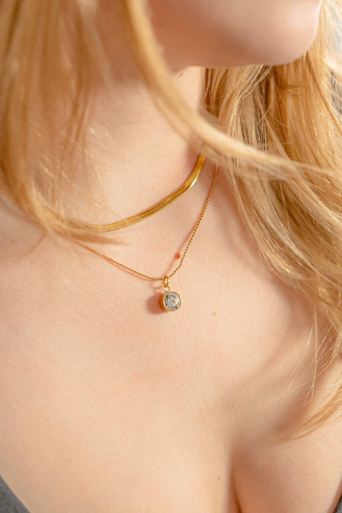 WJW – Engroshandel Vedhæng/charm – 18K Guld PVD Rund Fødselssten Charm (8mm)10