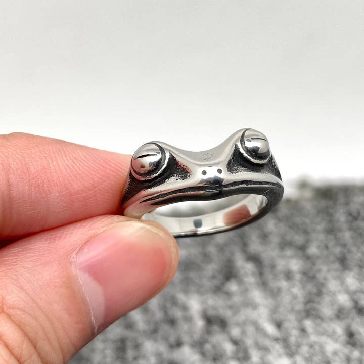 Mio Queena - Wholesale Cocktail/Statement Ring - Frog Unisex Stainless Steel Ring - MJ/MR/FGS