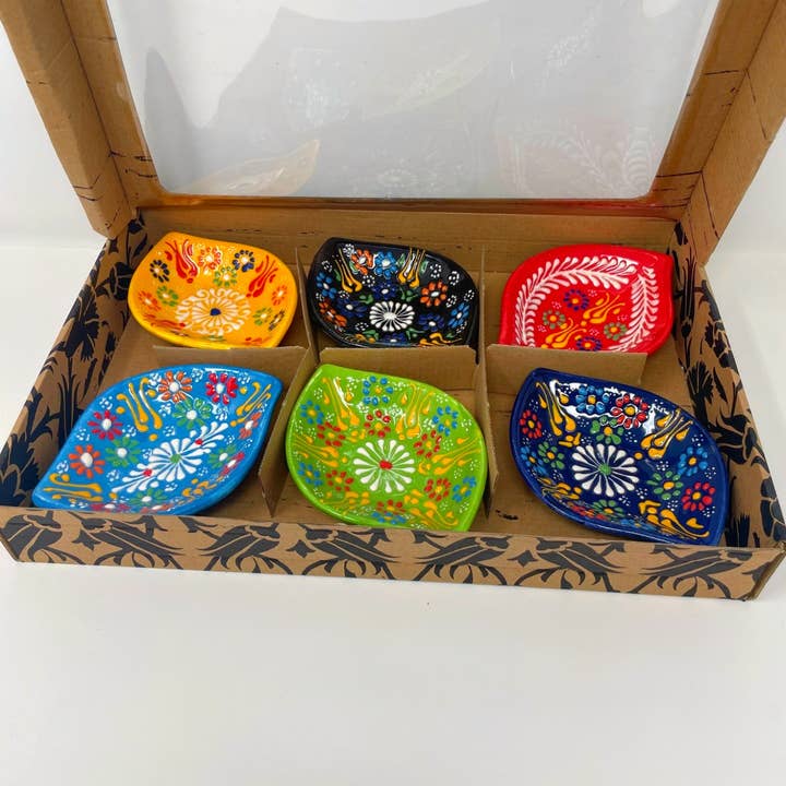 Nai Gifts – wholesale Decorative plate/dish/bowl – Handmade Ceramic Bowl3