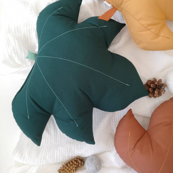 The Butter Flying - Wholesale Throw/Decorative Pillow - Leaf Decorative Pillow4