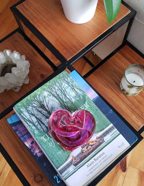 epiphany studios - Wholesale Paper Weight - Heart Paperweight -  Cranberry Enchanted4