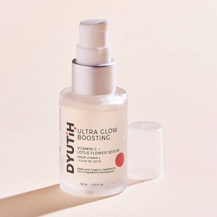 Sérum DYUTIH Organics ULTRA GLOW BOOSTING Vitamine-C+Fleur de Lotus (1 fl. oz) pour la vente par DYUTIH Organics