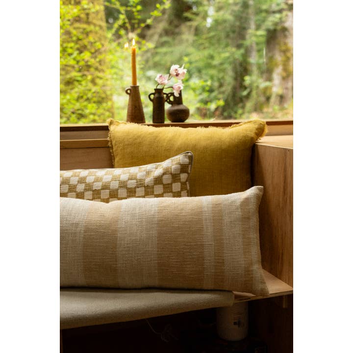 Indaba Trading - Wholesale Throw/Decorative Pillow - 21x12 Cabana Pillow