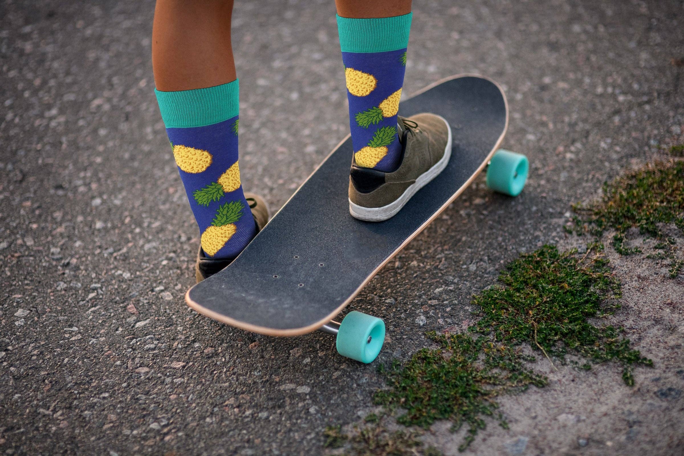 Real Sic – wholesale Socks – Unisex – Pineapples (Royal Blue) Socks - Comfy Cotton for Men & Women3