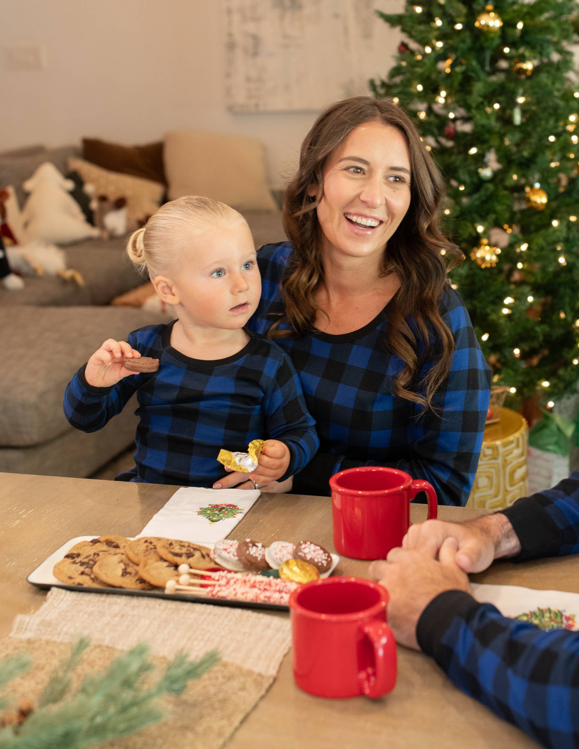 Leveret Pajamas - Wholesale Sleepwear Set - Women's - Women Two Piece Cotton Pajamas Plaid for Christmas8