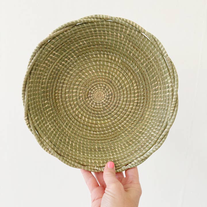 Amsha - Wholesale Basket - Sweetgrass Twisted Rim Basket