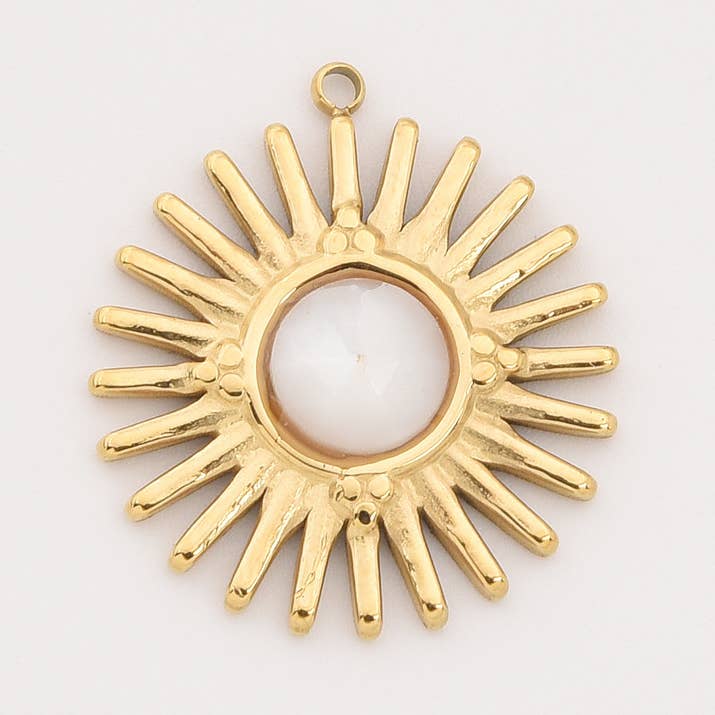 Pendentif Soleil en Plaqué Or, Acier Inoxydable, SCP109 pour la vente par Beads Creation