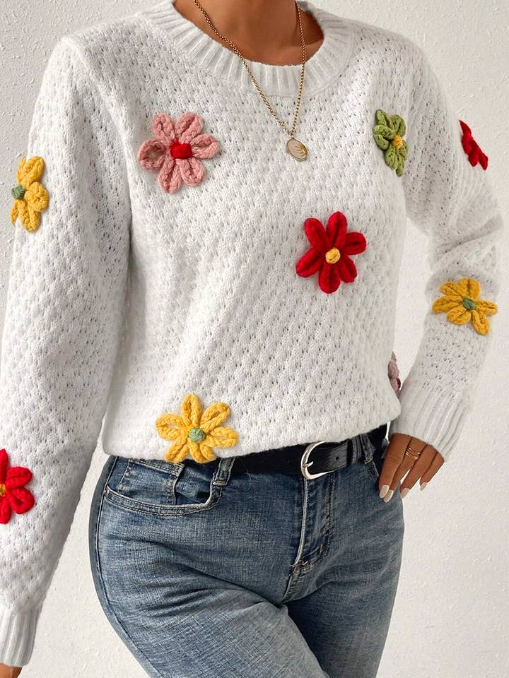 Wit Witte gebreide trui met kleurrijke bloemenapplicatie en textuur voor groothandel op Faire