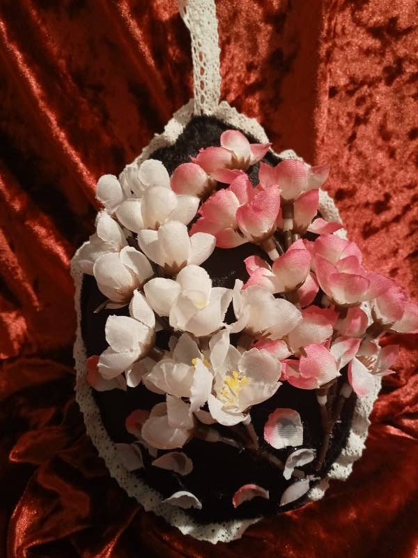 Black Velvet Ester Egg, 1 Exquisite Decor LX45 for wholesale by BLUE RIBBON ORNAMENTS