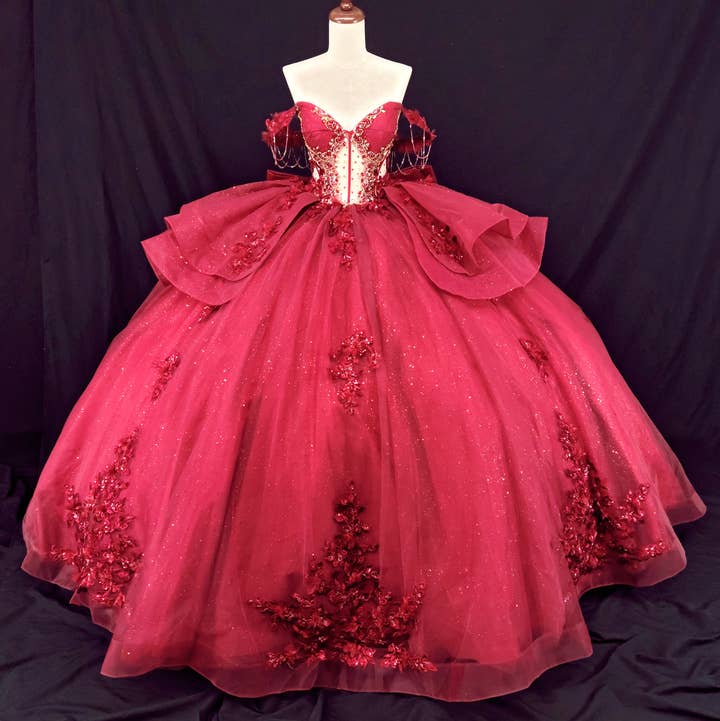 Chicas - Wholesale Gown - Women's - Off the shoulder quinceanera dress with corset CHF31321