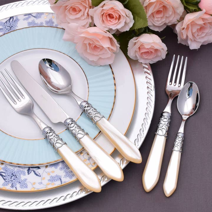 Melodia - Service de table 5 pièces pour la vente par Casa Bugatti