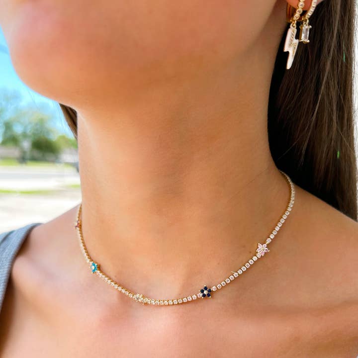 Taylor Shaye Designs - Wholesale Pendant/Charm Necklace - Darcy Flower Necklace0