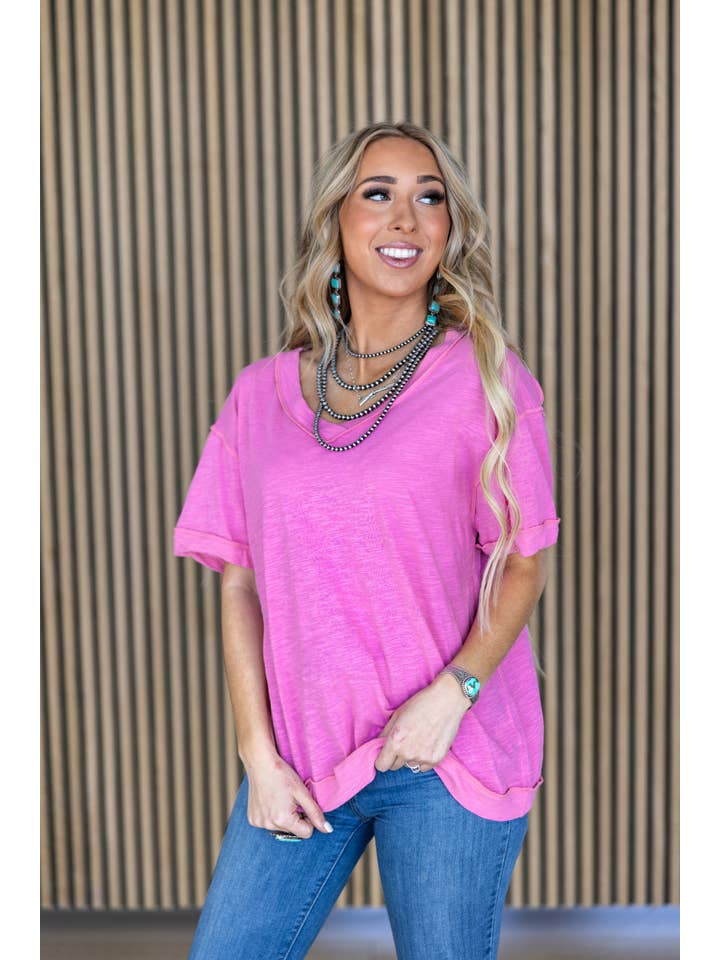 Andrée by Unit - Wholesale T-Shirt - Women's - Raw Edge Detail Cotton V Neck Top