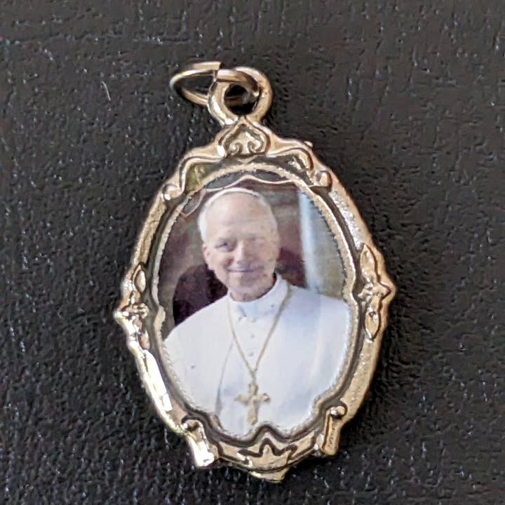 Camino TX - Wholesale Individual Charm/Pendant - Medal, Pope Leo XIV
0