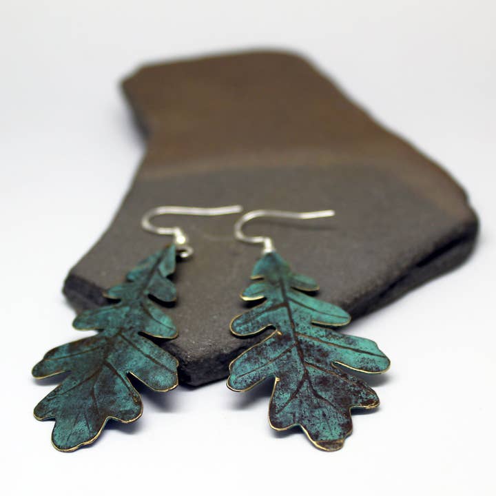 Plataica - Wholesale Dangle Earrings - Oak leaf earrings in brass and 925 silver with green patina7