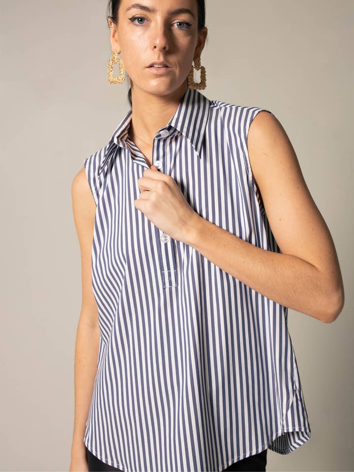 Italian Cotton Blue Stripe Sleeveless Shirt for wholesale by Le Réussi®