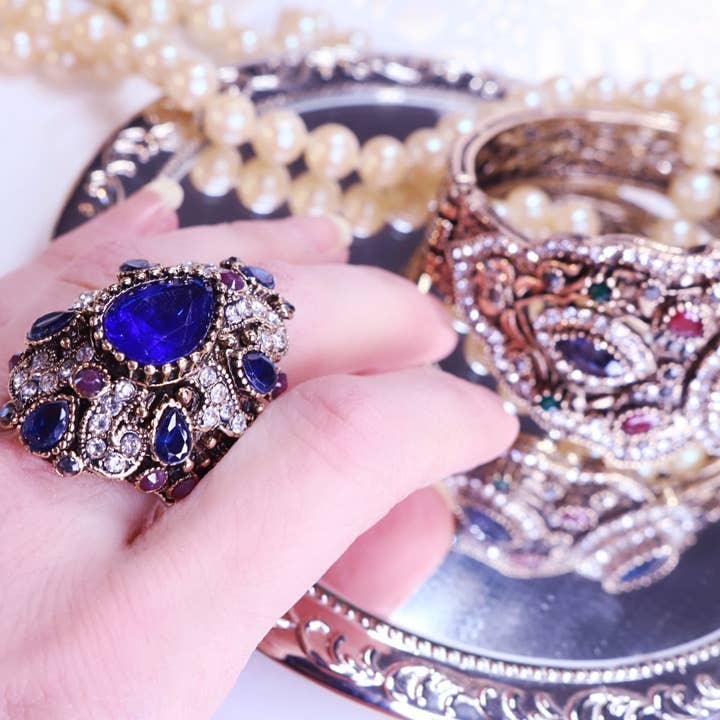 Notti zaffiro per la vendita all'ingrosso da parte di Bali Moon Jewels