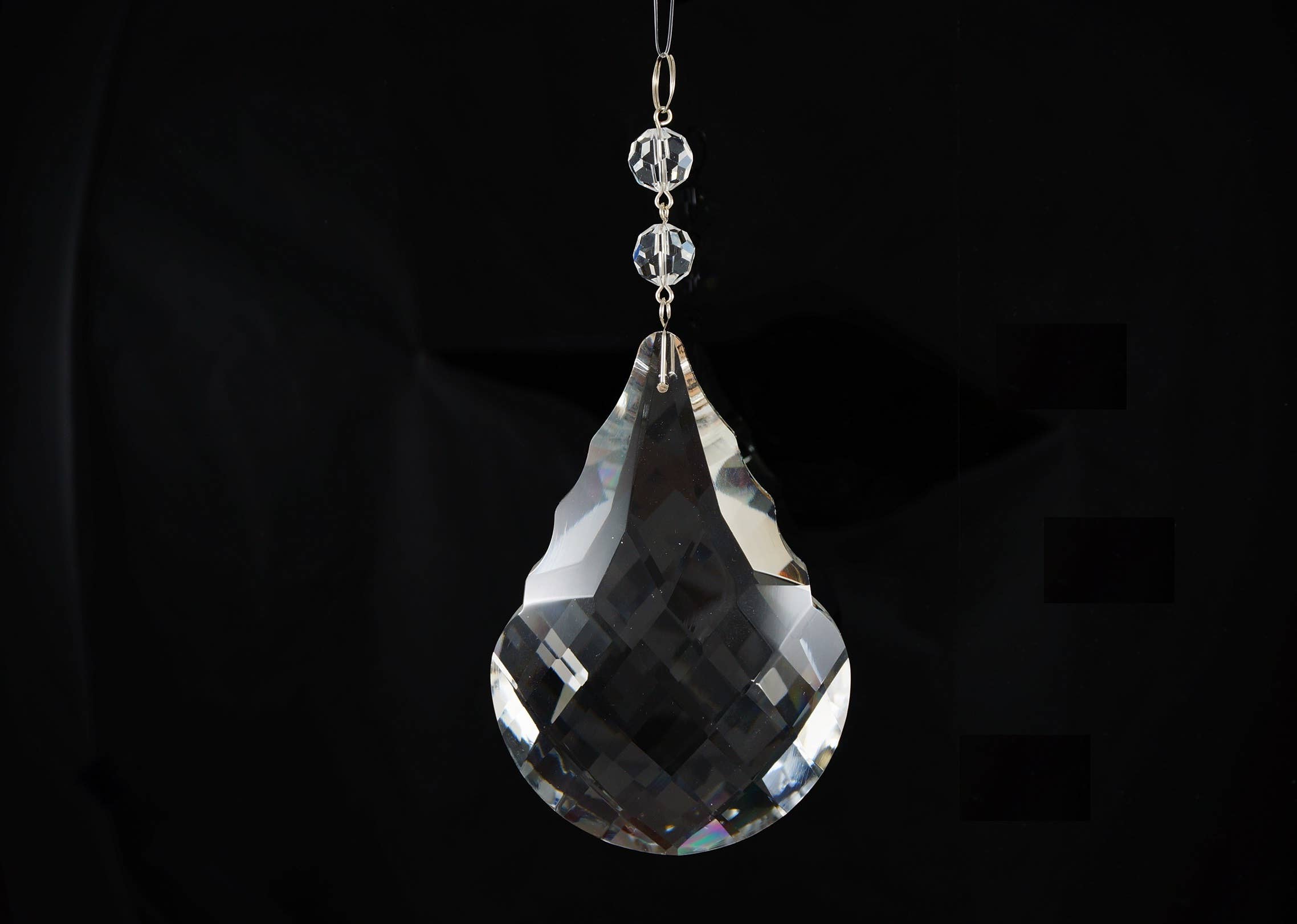 Decor N Beyond - Wholesale Suncatcher - 6.25" Crystal Round Bottom Pendalogue Ornament - 100MM1