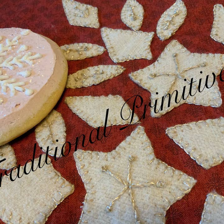 Traditional Primitives - Wholesale Craft Sewing Kit - Sugar Cookie Snowflakes Wool Applique Pattern3