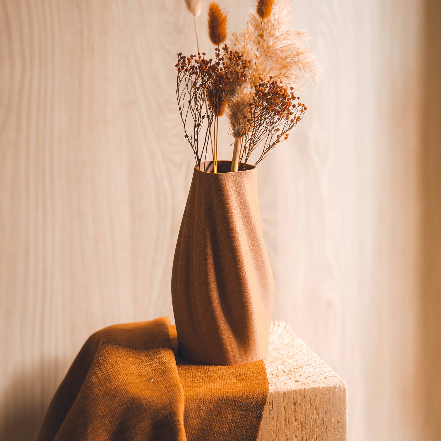 Copo Design - Wholesale Vase - Dried flowers Vase - Wood based - Plastic free - Twist5