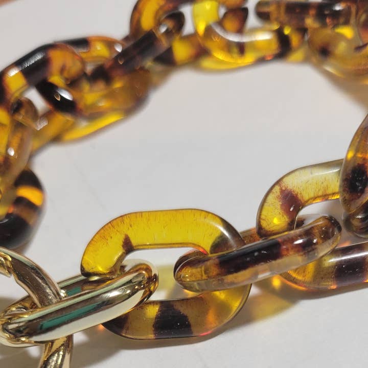 The Wristlet Bar - Wholesale Keychain Bracelet - Chain Link Keychain Wristlet - Brown1