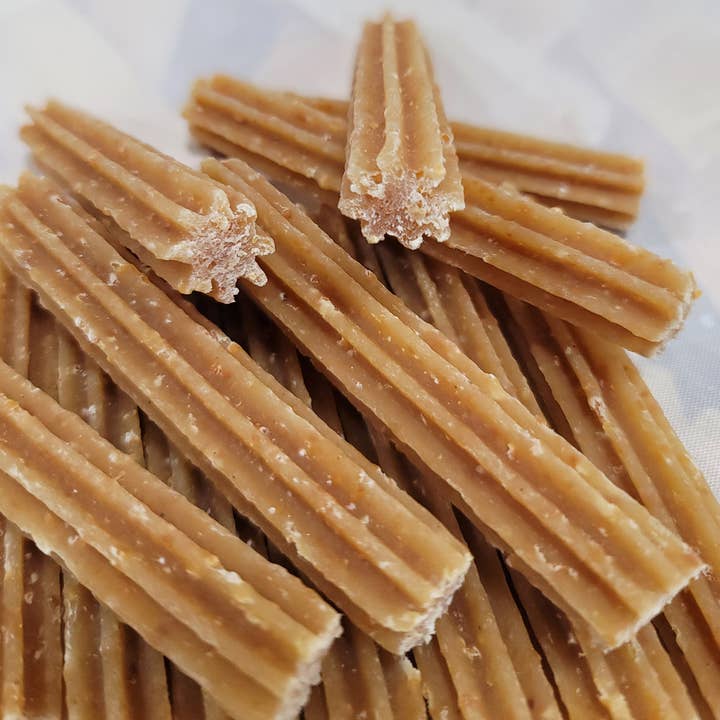 Yak Cheese & Rice treats Medium- low calorie (Bulk) for wholesale by JUST Cheese Chews