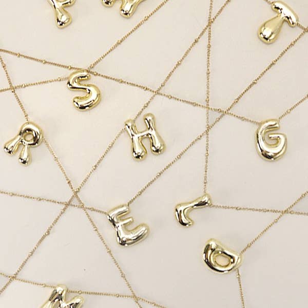 JOSSLYN by wall to wall - Wholesale Pendant/Charm Necklace - STAINLESS STEEL BALLOON BUBBLE INITIAL NECKLACE | 40NK316