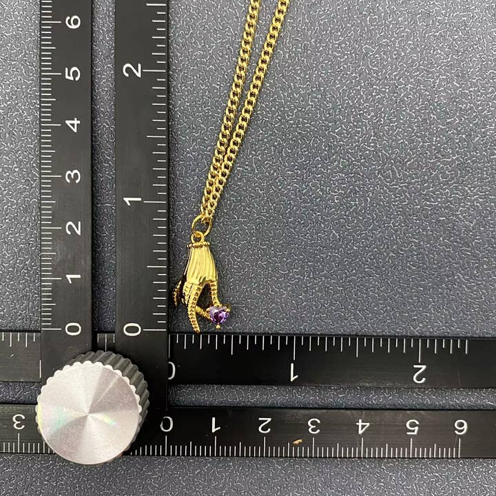 Mio Queena - Wholesale Pendant/charm necklace - Creative Rhinestone Gesture Charm 18K Gold-plated Necklace3