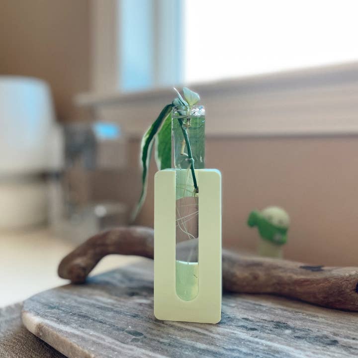 Plant Voyage - Wholesale Hanging Planter - Glass Roots Propagation Station