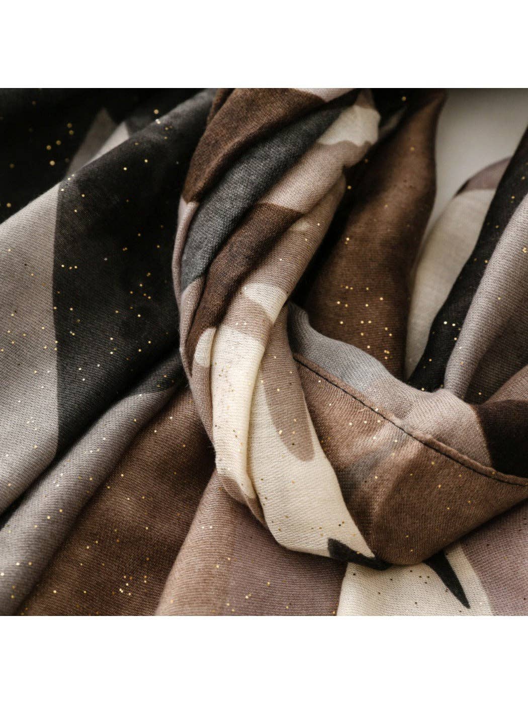 Funkyrel® Atzbranding Limited - Wholesale Scarf - Women's - Scarvii - Abstract Art Scarf with Gold Foil & Glitter7