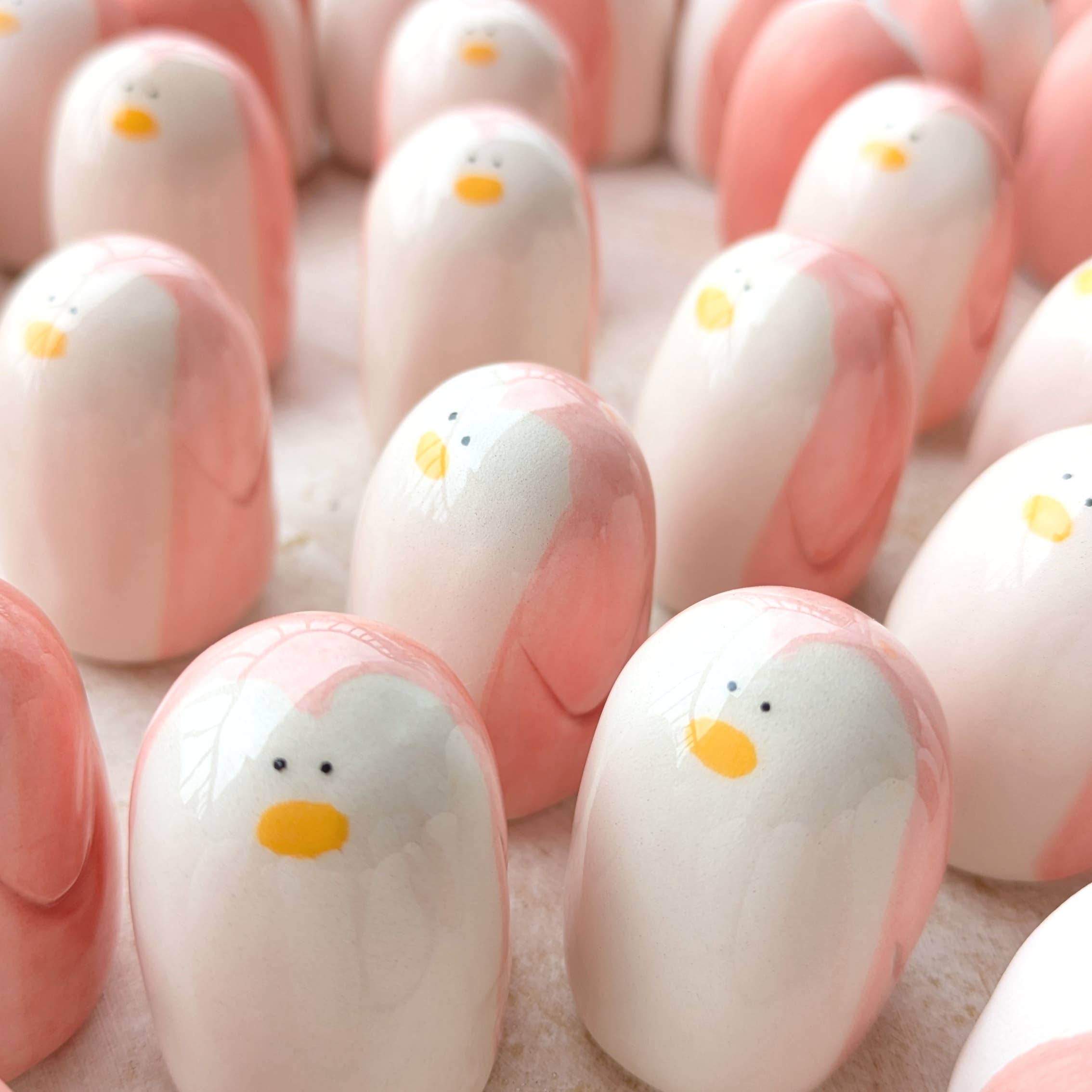 Picuru ceramicas - Vente Figurine décorative - Amulette Pingouin de la Présence (5 langues)3