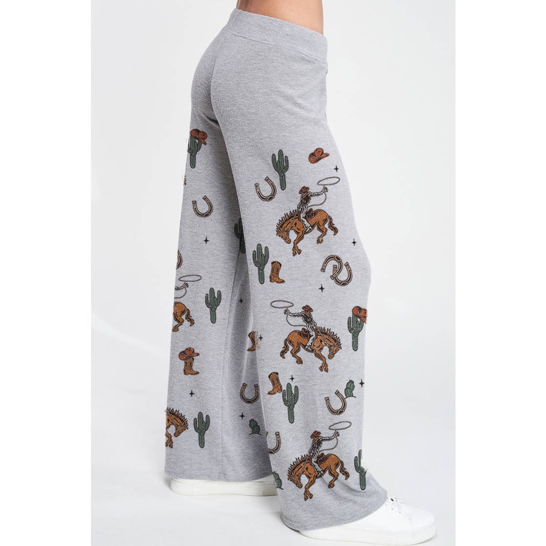 Phil Love - Wholesale Lounge Set - Women's - Cowgirl cactus print soft brushed loungewear set 2