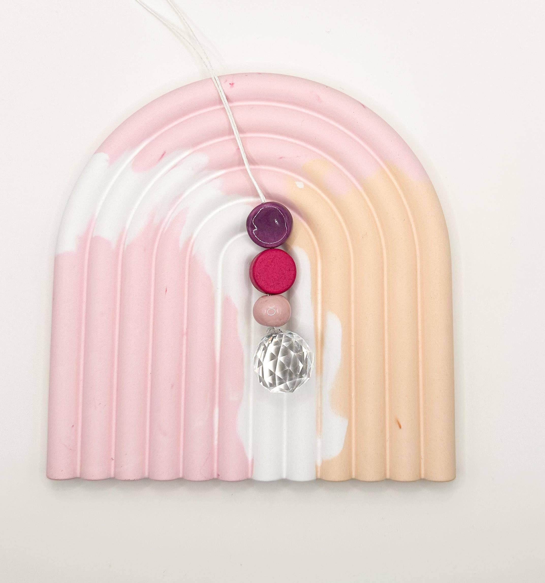 StudioSonna - Wholesale Zonnevanger - Kleine zonnevanger met kristallen bol en houten kralen1