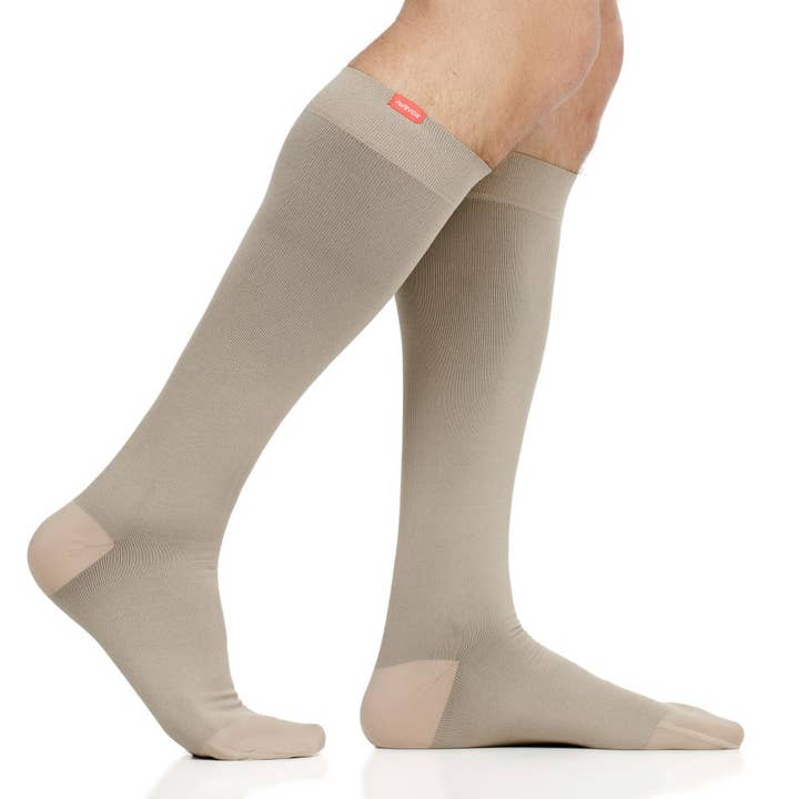 VIM & VIGR - Wholesale Socks - Unisex - 20-30 mmHg Moisture-wick Nylon Compression Socks: Solid