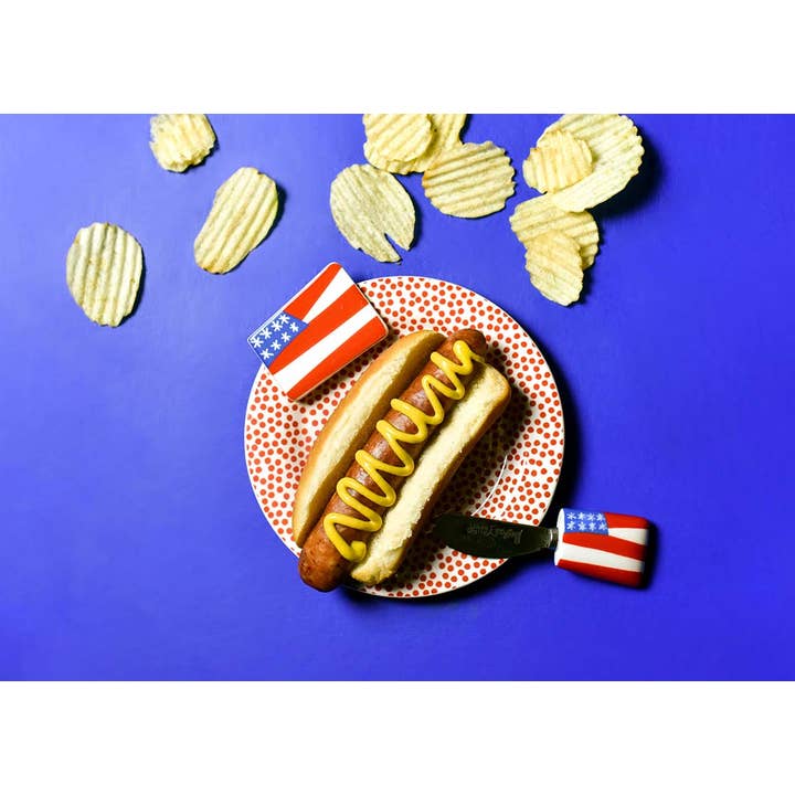 Happy Everything! - Vente Assiette - Assiette ornée d'un drapeau2