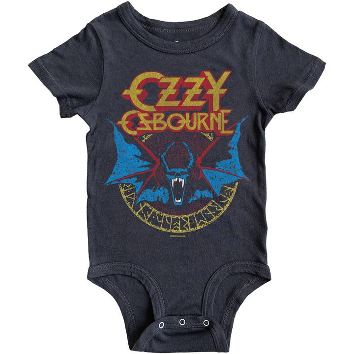 Grenouillère classique chauve-souris Ozzy Osbourne pour la vente par Rowdy Sprout