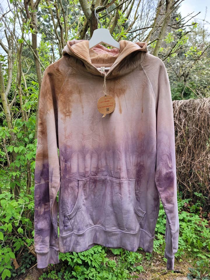 100 % recyclé : sweat à capuche tie dye pour la vente par YOGOJA