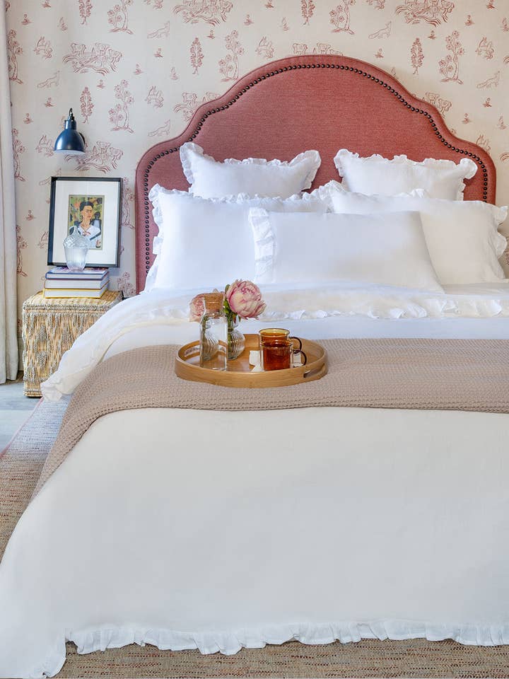 Flora Bedding Set - 100% Linen for wholesale by Mariaida Home