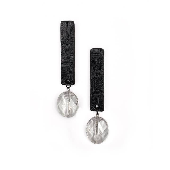 Bergkristall- und alligatorgeprägte Leder-Tropfenohrringe E201 für den Großhandel von WAIWAI