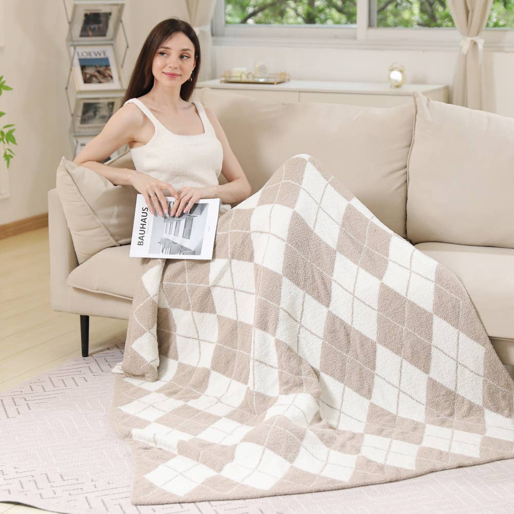 JOIA ACCESSORIES - Wholesale Throw Blanket - ARGYLE PATTERN LUXURY SOFT THROW BLANKET, JCL 60367