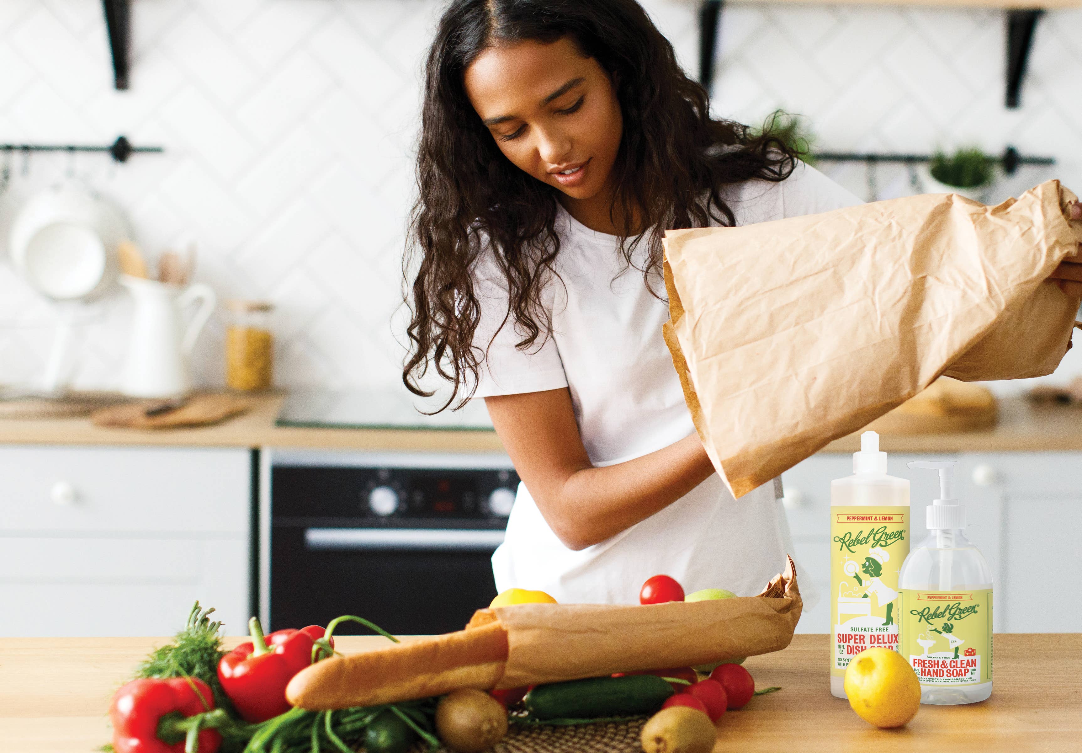 Rebel Green – wholesale Handtvål – Handtvål -Lavendel och Grapefrukt 12oz (enhet)2