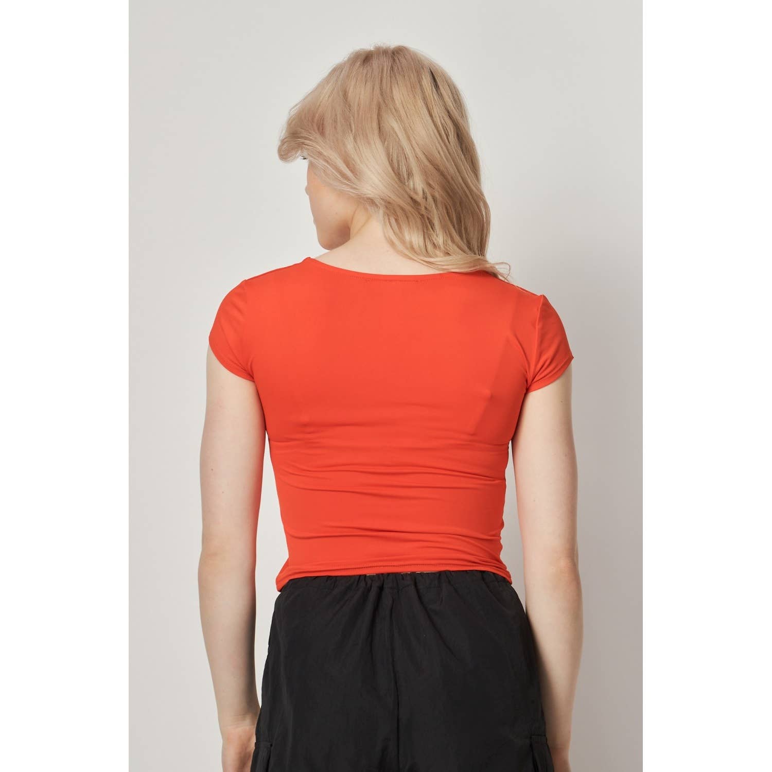 Apolline - Vente Haut en maille – femme - Haut à manches courtes et encolure dégagée à double épaisseur Contour6