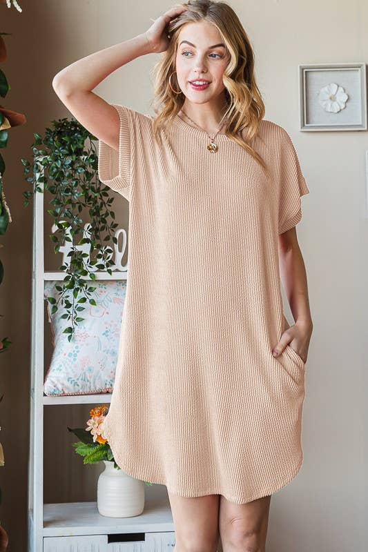 HEIMISH – Großhandel Kleid – Damen – ED6807-10 URBANES GERIPPTES MINIKLEID MIT SEITENTASCHE6